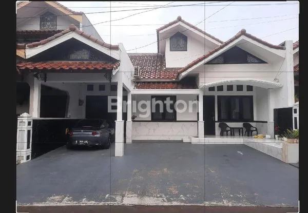 image RUMAH SIAP HUNI DI KOMPLEK ELITE PESONA KHAYANGAN (1)