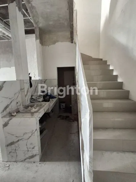 image RUMAH BARU GRESS WIYUNG LOKASI STRATEGIS (6)