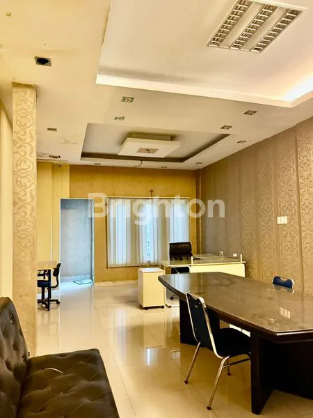 image RUKO 4 LANTAI SIAP HUNI DI JL SEKIP MEDAN (1)