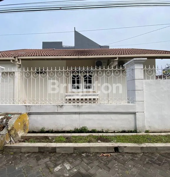 image RUMAH HOOK DI SUTOREJO 1  LANTAI DEKAT KAMPUS ITS (1)