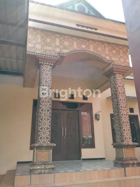 image RUMAH MEWAH 4 KT, GARASI 5 MOBIL DI WAGIR (2)