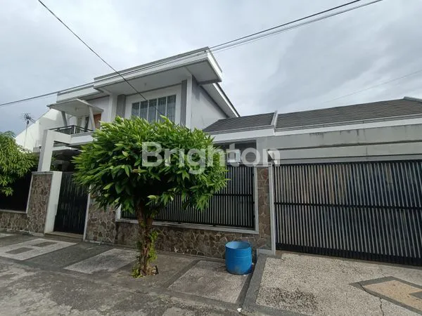 image RUMAH MEWAH 2LT SEMI FURNISHED SIAP PAKAI (1)
