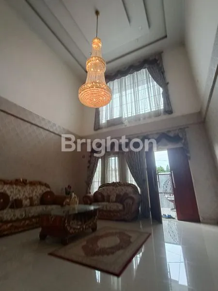 image RUMAH MEWAH 2LT SEMI FURNISHED SIAP PAKAI (4)