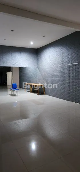 image RUKO 3 LANTAI DI JL. KALIWARON, SURABAYA (1)