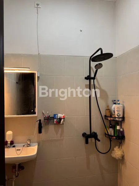 image HUNIAN MEWAH 4 LANTAI KOLAM INDOOR & ROOFTOP (7)