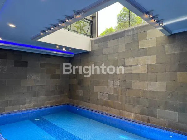 image HUNIAN MEWAH 4 LANTAI KOLAM INDOOR & ROOFTOP (2)