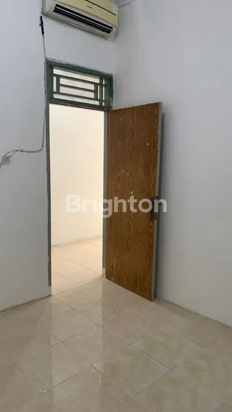image RUMAH 2LANTAI SUDAH DI RENOV JEMBATAN ITEM SUNTER (7)