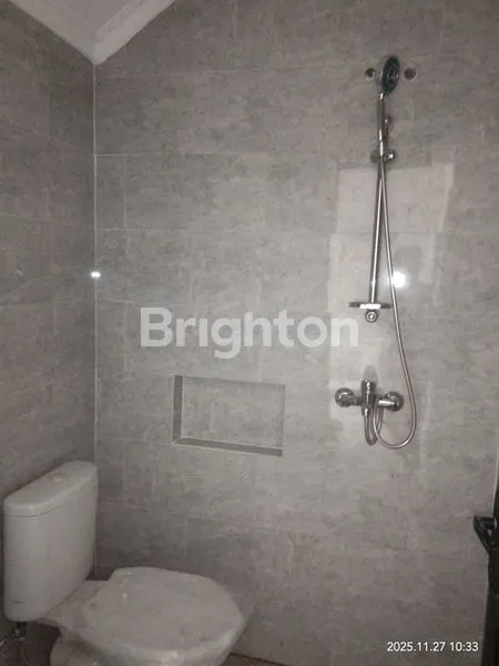 image RUMAH BARU 2 LANTAI TYPE 48 DI ALANA GUNUNG SARI WIYUNG SURABAYA (5)