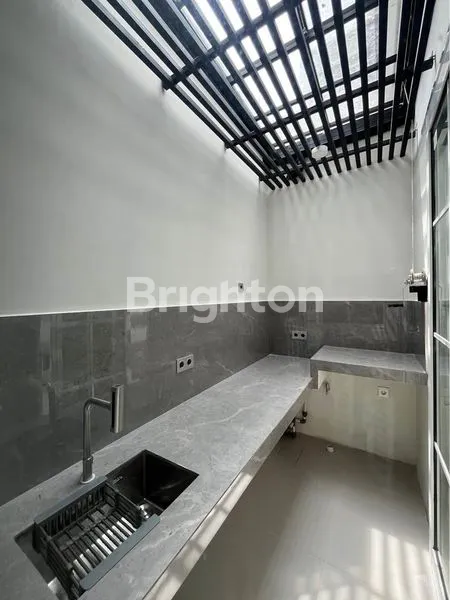 image SEWA KONTRAK RUMAH 2LANTAI WISATA BUKIT MAS CHELSEA WIYUNG SURABAYA BARAT (6)