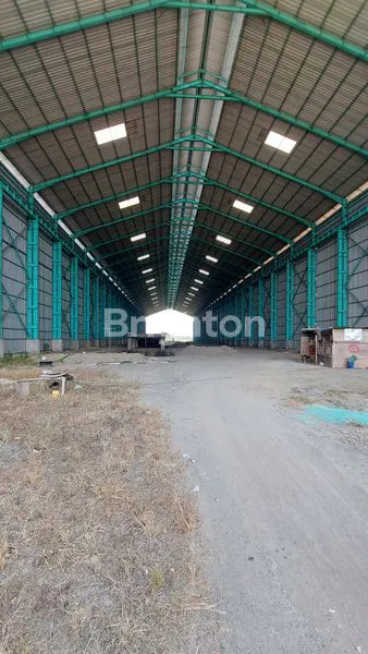 image LAHAN PABRIK ( TANAH + BANGUNAN ) NOL JALAN RAYA PROVINSI KRIAN - MOJOSARI, NGRAME, KEC. PUNGGING, KAB. MOJOKERTO, JAWA TIMUR. AKSES NOL JALAN RAYA PROVINSI TRUK TRAILER 40\" (5)