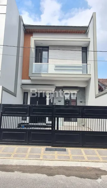 image RUMAH MEWAH BARU GRESS, LINGKUNGAN NYAMAN DAN AMAN. AREA NGINDEN INTAN TIMUR (1)