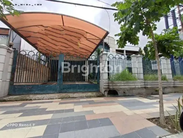 image RUMAH MANYAR KERTOARJO BANGUAN LUAS LANGSUNG PINGGIR JALAN (1)