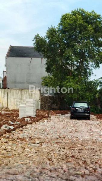image RUMAH DALAM CLUSTER EKSKLUSIF BARU DI PASAR MINGGU, LT 75 LB 115. (6)