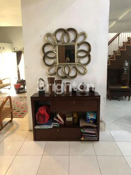 image RUMAH HOOK EKSKLUSIF, ASRI, DAN  STRATEGIS DI BUMI ADIPURA - HARGA NEGO (7)