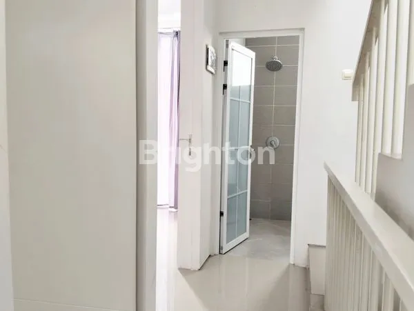 image ROYAL RESIDENCE SERENADE WIYUNG SURABAYA SEWA (4)