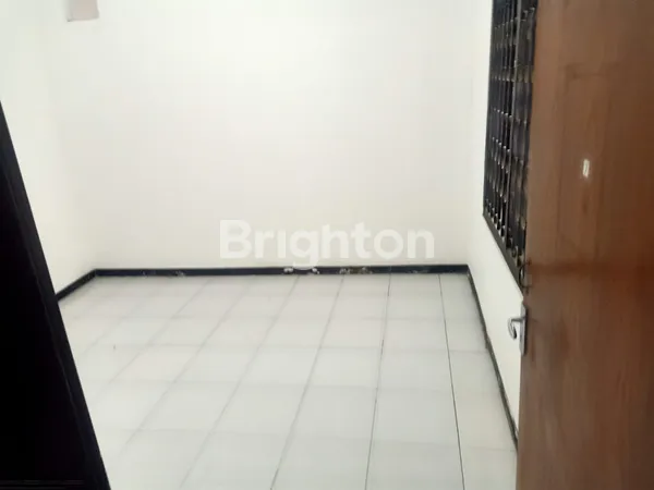 image RUMAH SECOND TERAWAT (6)