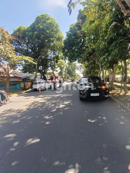 image 1 UNIT RUKO  STRATEGIS DI BOGOR KOTA DEKAT POLSEK BOGOR TENGAH, BALAI BESAR PENELITIAN VETERNER, SD NEGERI DEWI SARTIKA, WARKOP BOENGSOE, STASIUN BOGOR, HALTE BUS DAN ANGKOT (2)