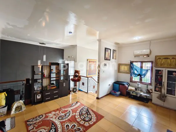 image JUAL MURAH\\NDIBAWAH HARGA PASAR\\N\\NRUMAH 2 LANTAI TERAWAT SIAP HUNI AKSES JALAN LEBAR,  BATUNUNGGAL BUAH BATU BANDUNG (5)