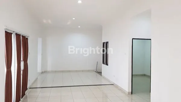 image RUMAH LUAS DI SENTUL, ASRI (2)