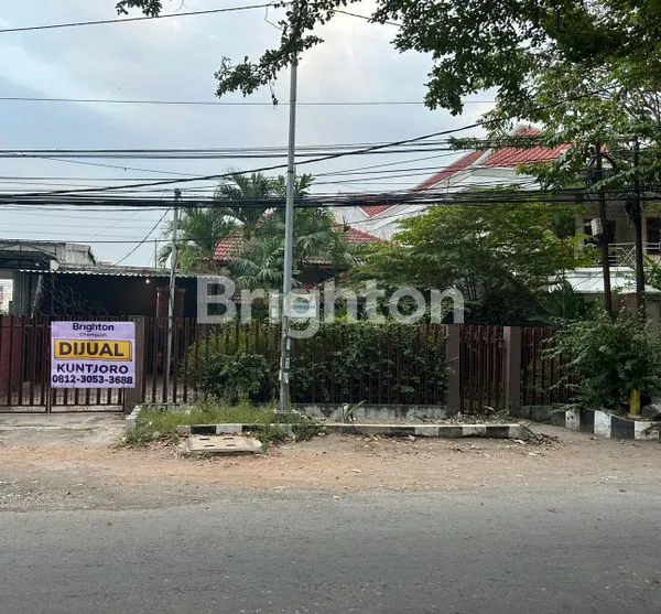 image DIJUAL SEGERA RUMAH DI KUTISARI SURABAYA (1)