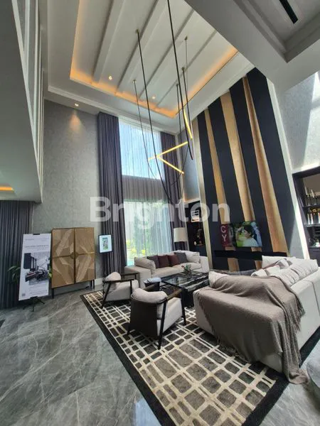 image RUMAH STRATEGIS NYAMAN, DAN ASRI  (2)