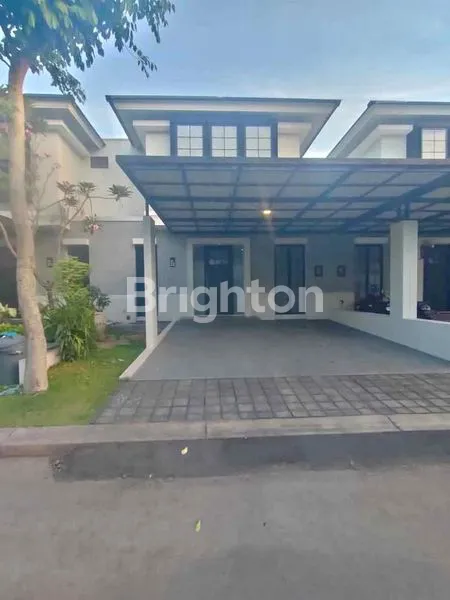 image JUAL RUMAH 2 LANTAI DI CITRALAND DRIYOREJO (1)