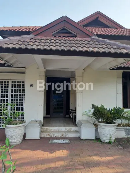 image RUMAH MEWAH MENTENG LT 611M² SHM (5)