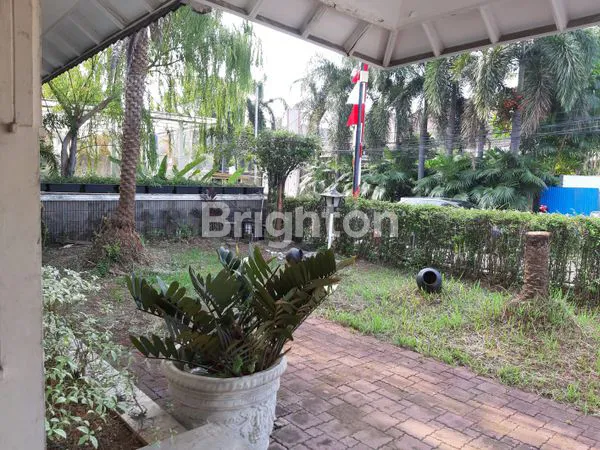 image RUMAH MEWAH MENTENG LT 611M² SHM (7)