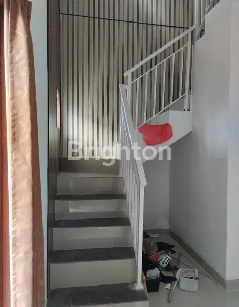 image RUMAH 2 LANTAI 80/80 SHM DEKAT LIVING WORLD (4)