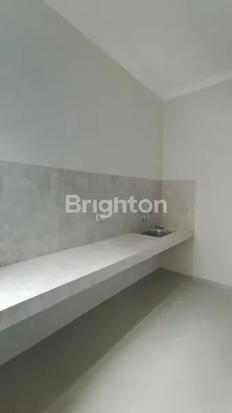 image RUMAH MANYAR KERTOADI BARU GRESS DEKAT DHARMAHUSADA, KERTAJAYA, ARAYA (4)