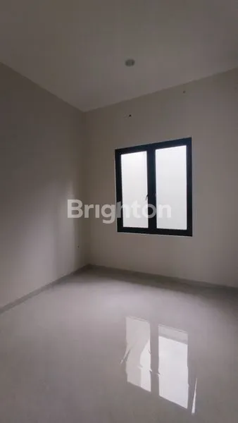 image RUMAH MANYAR KERTOADI BARU GRESS DEKAT DHARMAHUSADA, KERTAJAYA, ARAYA (8)