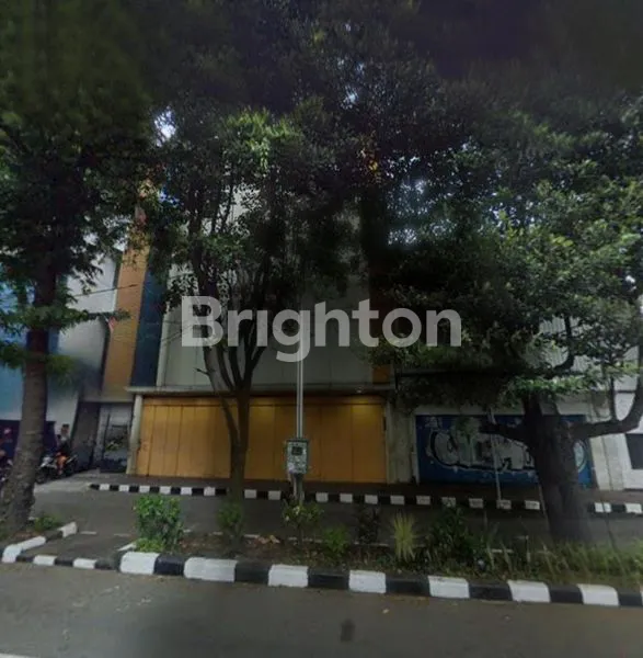 image RUKO 3 LANTAI SLAMET RIYADI EKS BANK TERAWAT-SOLO (2)