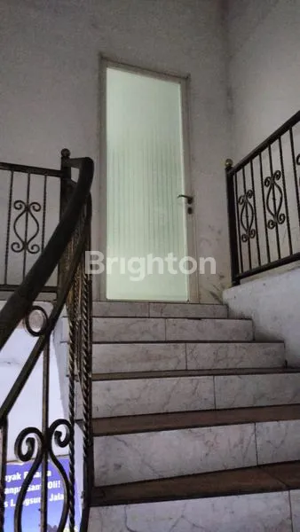 image RUKO KOMERSIAL STRATEGIS NOL JALAN RAYA DUKUH KUPANG (5)