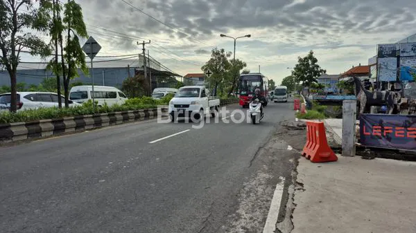 image RUKO STRATEGIS SANUR + GUDANG LUAS SIAP USAHA (3)