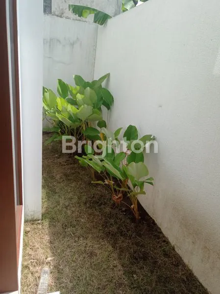 image RUMAH 2 LANTAI DIJUAL DI COKROAMINOTO – DENPASAR UTARA\N (4)