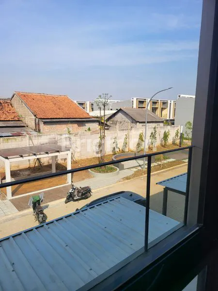 RUMAH 2 LANTAI TANAKAYU BSD