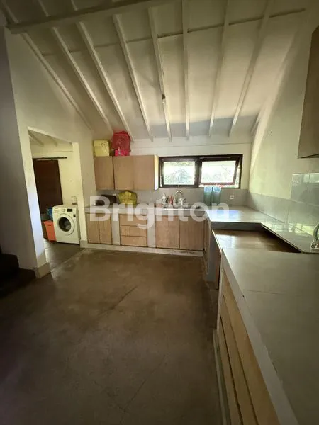 image VILLA DIJUAL DI PANTAI SABA (4)