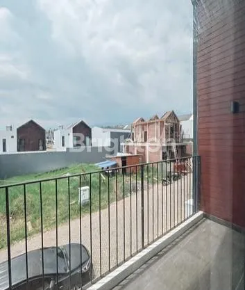 image NILAYA RESORT & RESIDENCE KOLAM RENANG PRIBADI CIAMIK POLL (2)