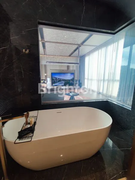 image SISA 1 UNIT! BSD MOST LUXURIOUS HOUSE AVAILABLE (3)