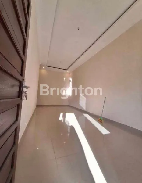 image RUMAH MINIMALIS & HALAMAN LUAS  (2)