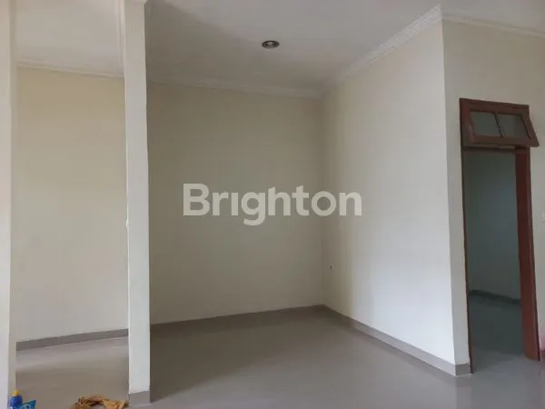 image RUMAH STRATEGIS DI PERUMAHAN HARAPAN INDAH - BEBAS BANJIR! \\UD83C\\UDF33 (7)