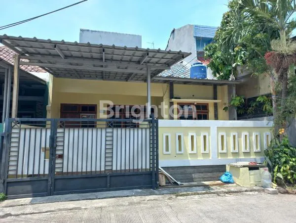 image RUMAH STRATEGIS DI PERUMAHAN HARAPAN INDAH - BEBAS BANJIR! \\UD83C\\UDF33 (4)