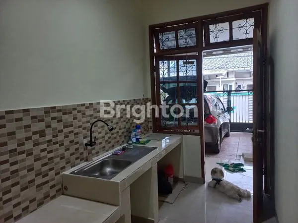 image RUMAH STRATEGIS DI PERUMAHAN HARAPAN INDAH - BEBAS BANJIR! \\UD83C\\UDF33 (8)