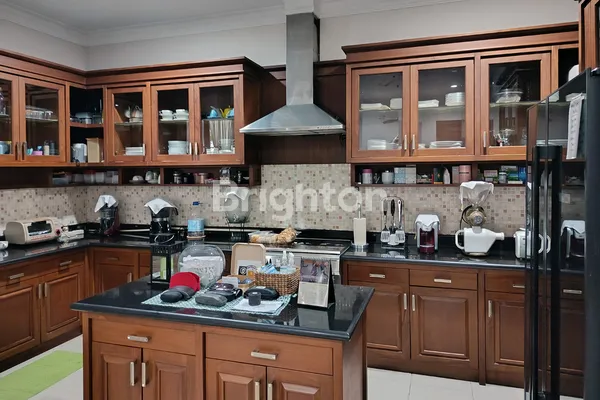 image GREEN LIVING DI CIPETE RUMAH 2 LANTAI DENGAN SUASAN ASRI DAN TEDUH (4)