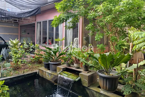 image GREEN LIVING DI CIPETE RUMAH 2 LANTAI DENGAN SUASAN ASRI DAN TEDUH (6)