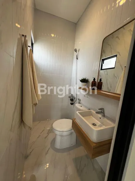 image BAYAR 5 JUTA PUNYA RUMAH 2 LANTAI ADA KOLAM RENANG, CASHBACK 100JUTA, 5 MENIT KE TOL (6)