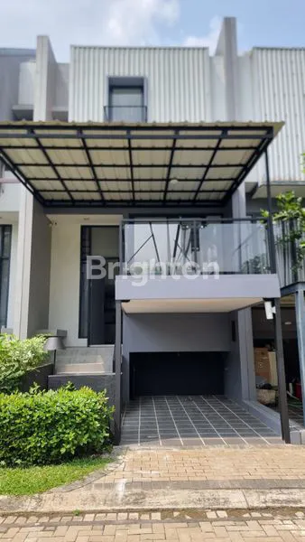 image RUMAH 3 LANTAI FURNISHED DI THE GREENWICH (8)