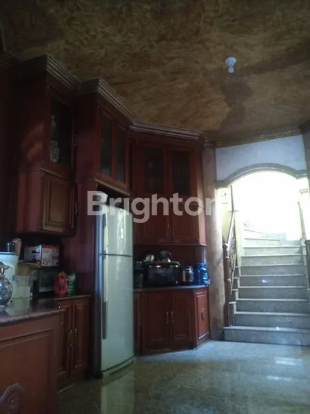 image RUMAH MEGAH CEMPAKA PUTIH, JAKARTA PUSAT (3)