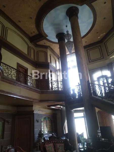 image RUMAH MEGAH CEMPAKA PUTIH, JAKARTA PUSAT (5)