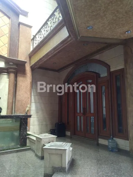 image RUMAH MEGAH CEMPAKA PUTIH, JAKARTA PUSAT (4)